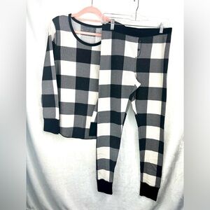 Old Navy Buffalo Plaid Matching Thermal women’s Pajama Set
